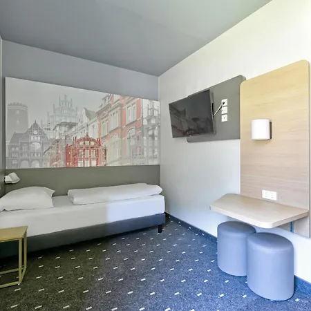 Hotel Bielefeld-city 3*