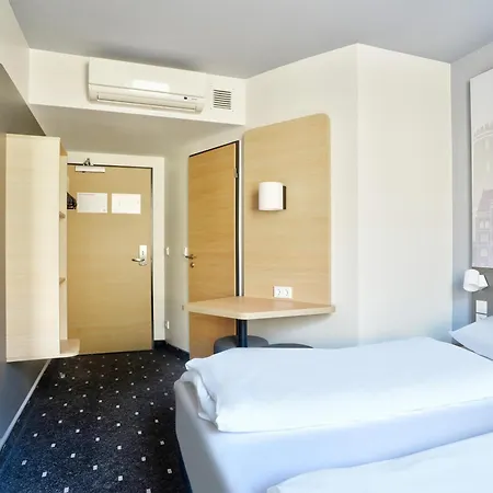 Bielefeld-city Hotel 3*