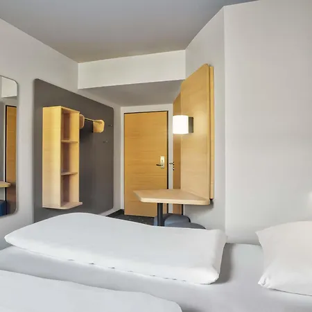 Hotel Bielefeld-city 3*