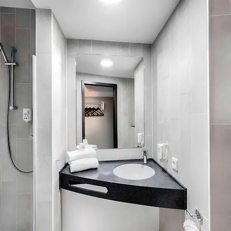 Bielefeld-city Hotel 3*