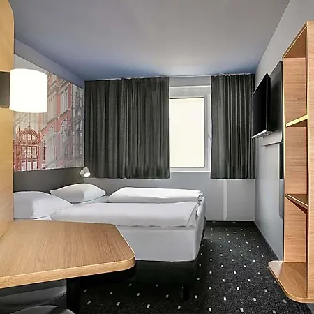 Hotel Bielefeld-city 3*